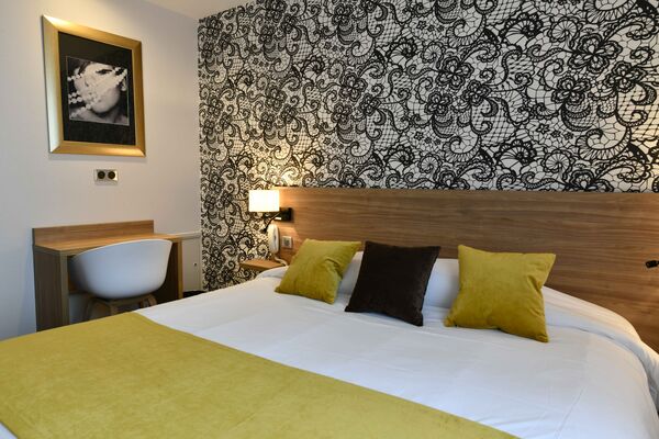 IN-SITU-HOTEL-VALENCIENNES-CHAMBRE03.jpg
