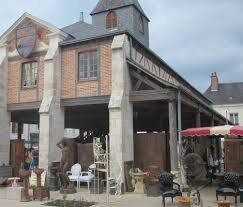 foire aux antiquaires Bracieux.jpeg