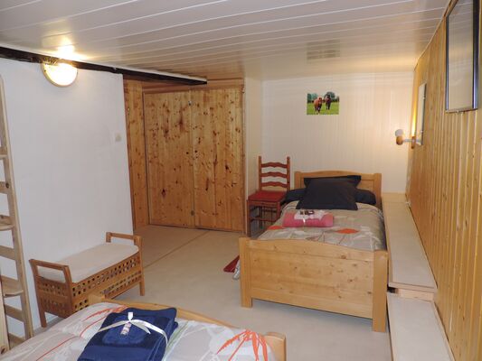 courlay-chambres-dhotes-le-gachignard-chambre2bis.jpg