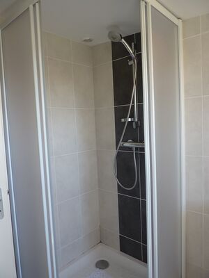 rorthais-gite-charmille-douche©BenedicteBesnard.jpg