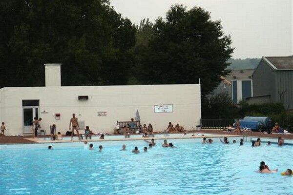 Piscine_Gourin_Pays_Roi_Morvan (1).JPG