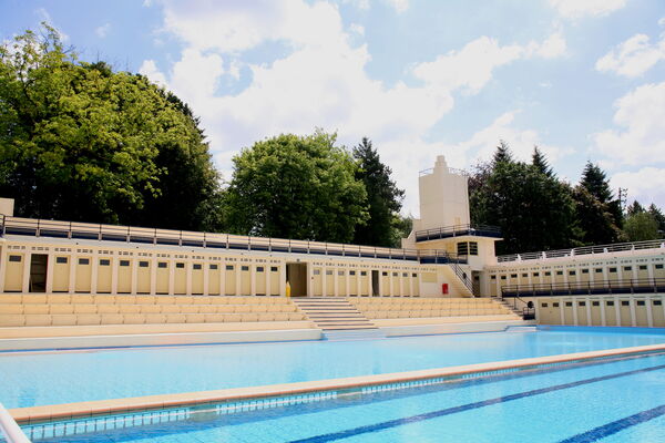Piscine Art Déco de Bruay-La-Buissière - CP Ville de Bruay-La-Buissière - copie.jpg