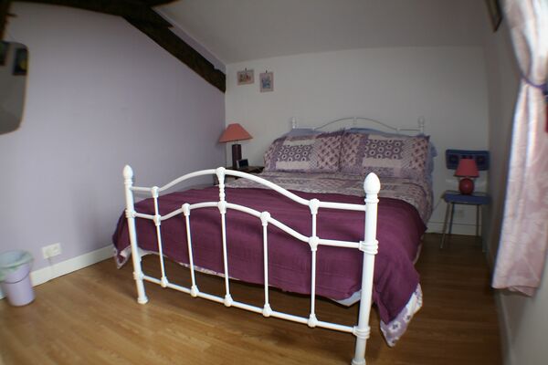 saint-paul-en-gatine-gite-au-marcassin-chambre1.jpg