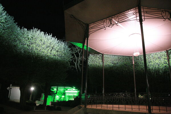 Stade-Parc by night - Copyright office de tourisme Béthune-Bruay.jpg