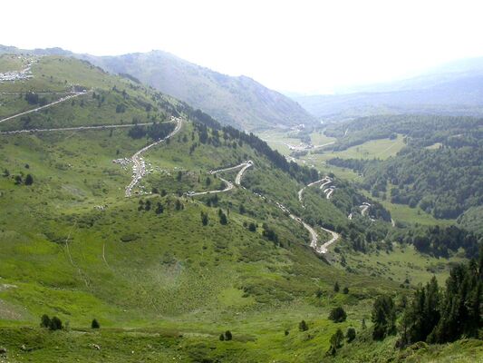 Col_de_Pailhères_versant_mijanes_vallees ax.JPG