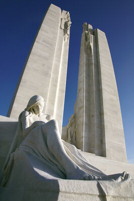 BATAILLE CRETE DE VIMY 2.jpg