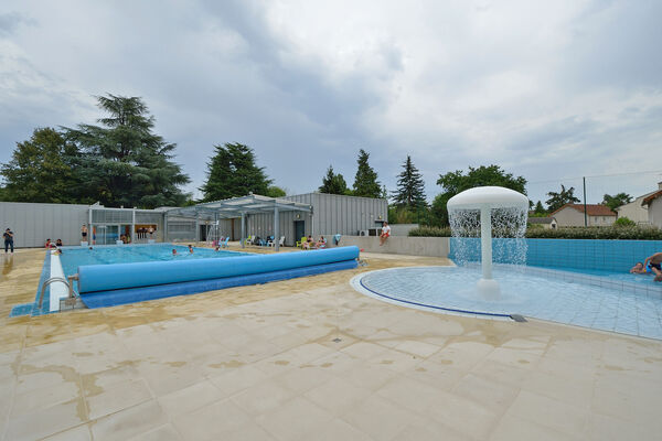 Piscine - Saint Savin ©Momentum Productions Mickaël Planes (22).jpg