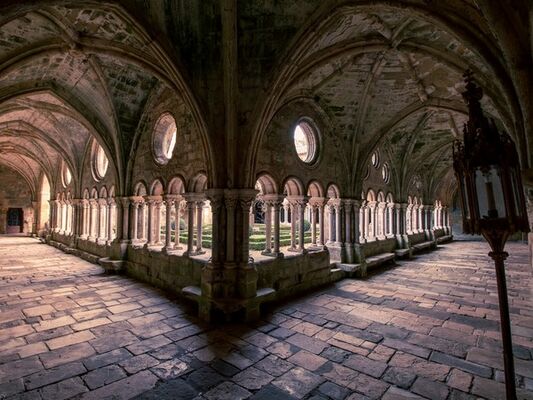 ABBAYE-DE-FONTFROIDE--1-.jpg