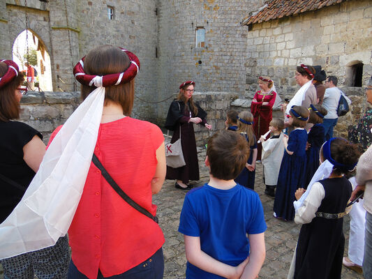 costum'au château.jpg