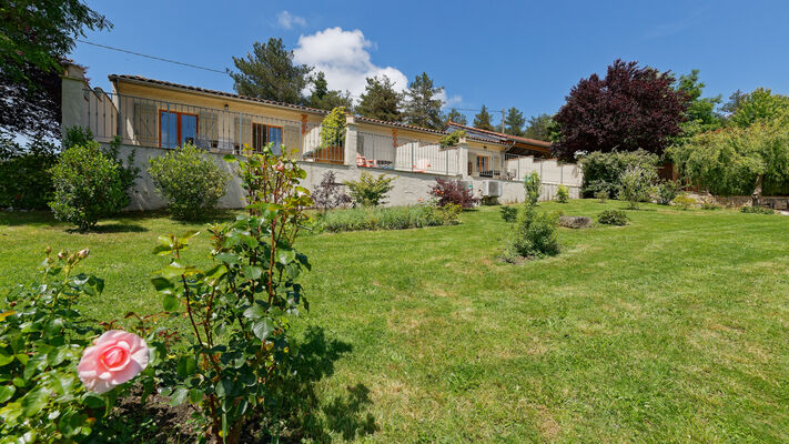 Terrasses & jardin 1 HD.jpg