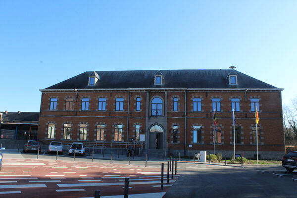 17 LENS-HT-2019-377-M-Deruwez-Administration-communale-de-Lens-1.jpg