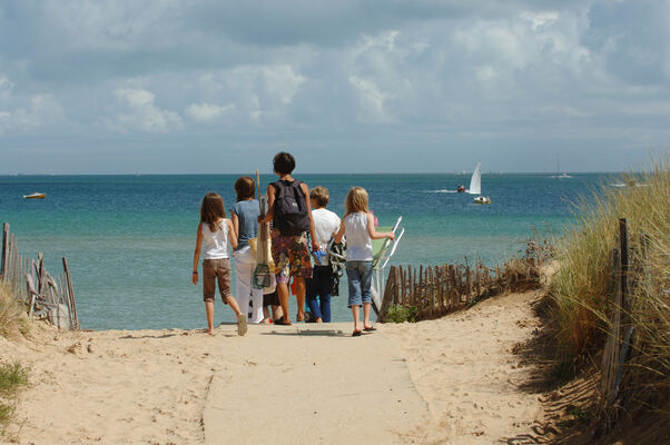 3 - plage ile de ré - © Destination Ile de Re.jpg