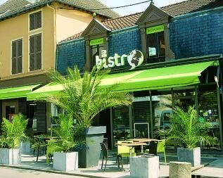 le bistro.jpg