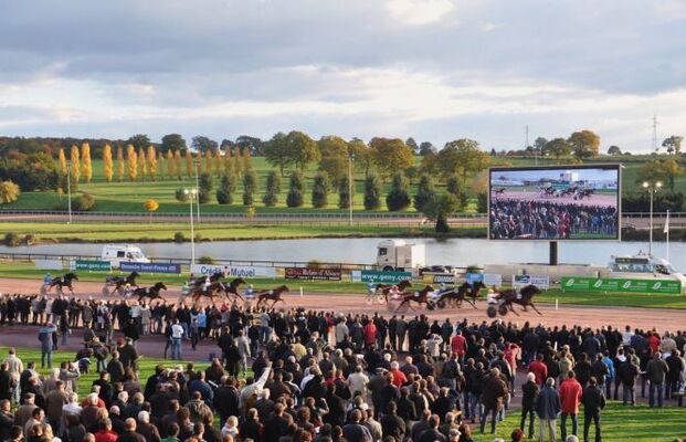 hippodrome_laval1.jpg