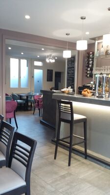 bar st tugal.jpg