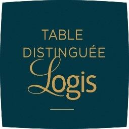 table distinguée.jpg