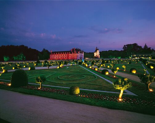 Chenonceau Visuel nocturne.jpg