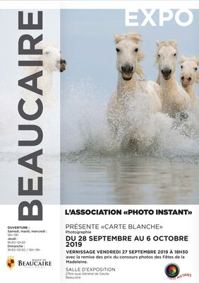 Affiche exposition Carte Blanche à Beaucaire jusqu'au 6 octobre.jpg