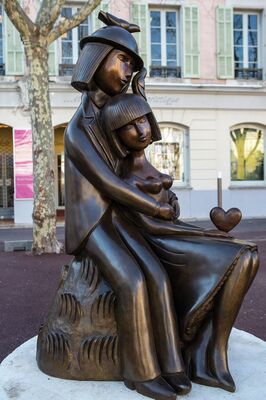 Peynet-statue_Ville d'Antibes_J.jpg