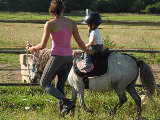 Balade_poney_ferme_Grillaults_La_Roche_Posay (5).jpg