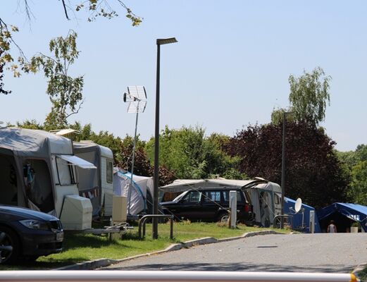 Camping Coupeau 1 web.JPG