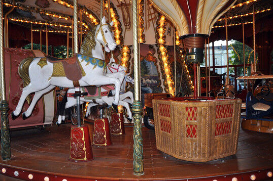 carrousel.jpg