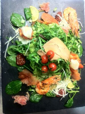 Salade des Halles du Boulingrin.JPG