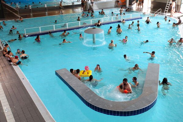 Bassin intérieur du Centre Aquatique Agl'eau à Blois