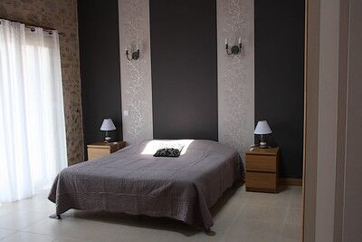 breuil-chaussée-les-pierres-dantan-chambre-grise-SIT.jpg