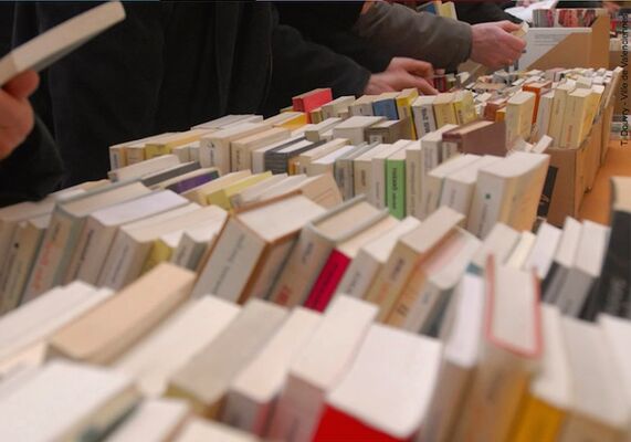 braderie-bibliothèque-valenciennes-tourisme.jpg