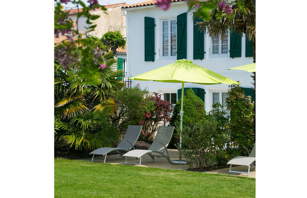 Clos-Rhéa-Jardin.jpg
