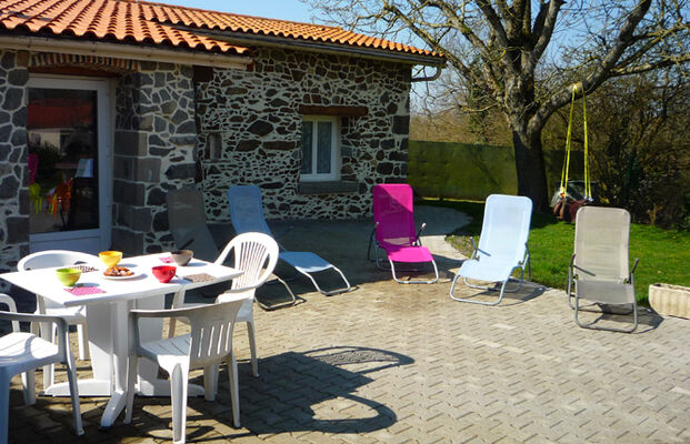 terrasse-jardin-de-prunelle.jpg