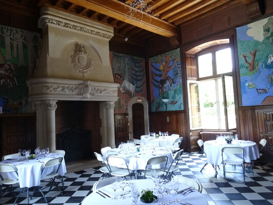 salle chateau 2.JPG