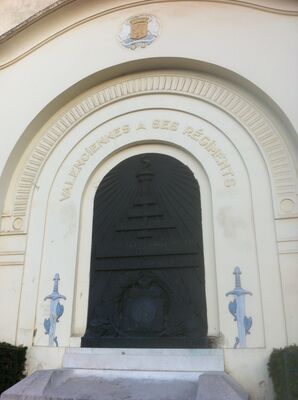 monuments aux regiments de valenciennes.jpeg