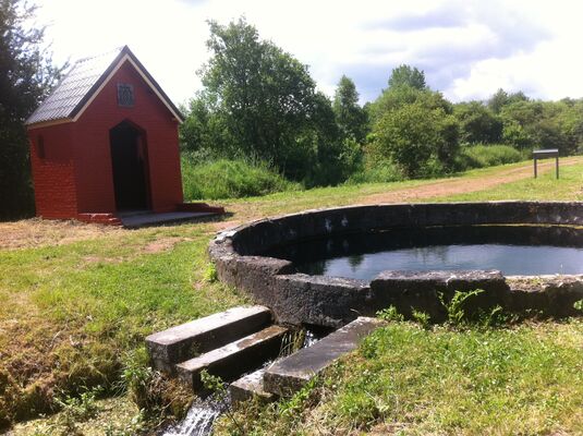 fontaine_saint_landelin_Crespin.JPG