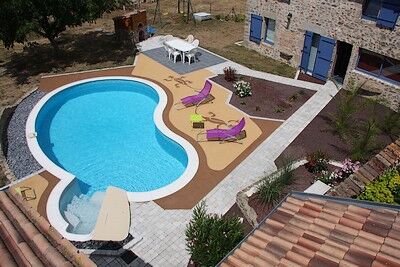 breuil-chaussée-les-pierres-dantan-piscine-vueaérienne-SIT.jpg