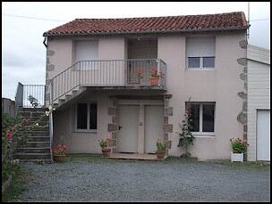 ChezNico-300pix.jpg