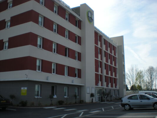 Valenciennes-B&B-extérieurJPG.JPG