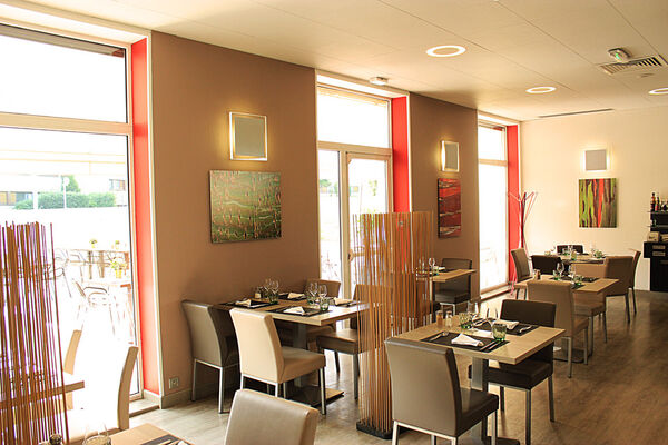 Novotel©Clément Richez pour l'Office de Tourisme de l'Agglomération de Reims (12).jpg
