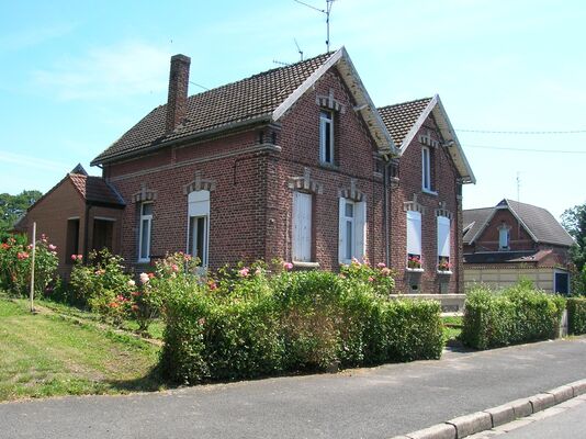 D23627.jpg