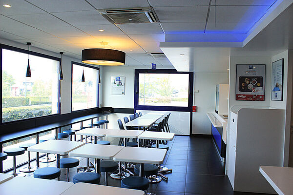 Hotel Ibis Thillois ©Clément Richez pour l'Office de Tourisme de l'Agglomération de Reims (8).jpg