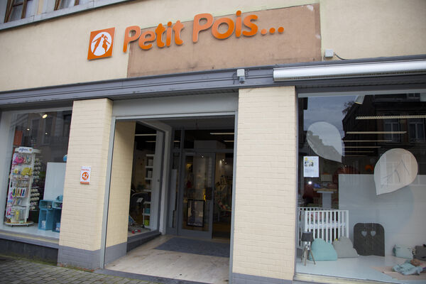 petitpois enseigne.jpg