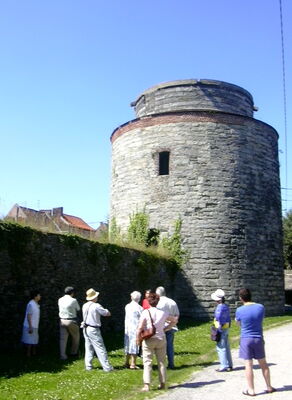 Conde_arme_savante_fortification_Arsenal.jpg