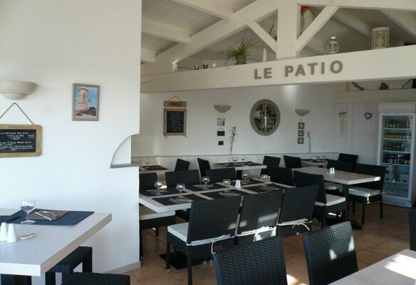 Patio1.jpg