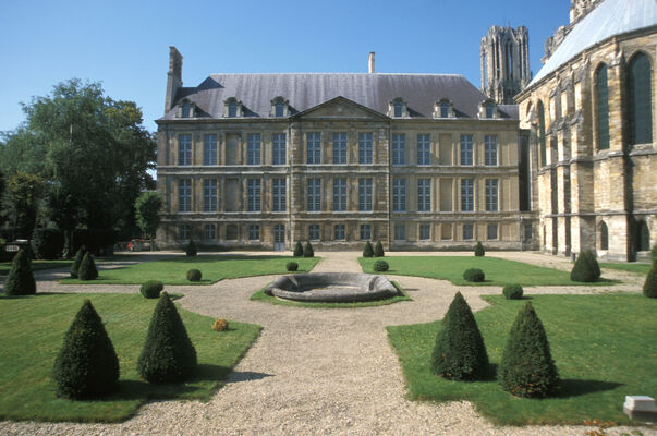 Reims-Palais du Tau(1)_©Michel Jolyot.jpg