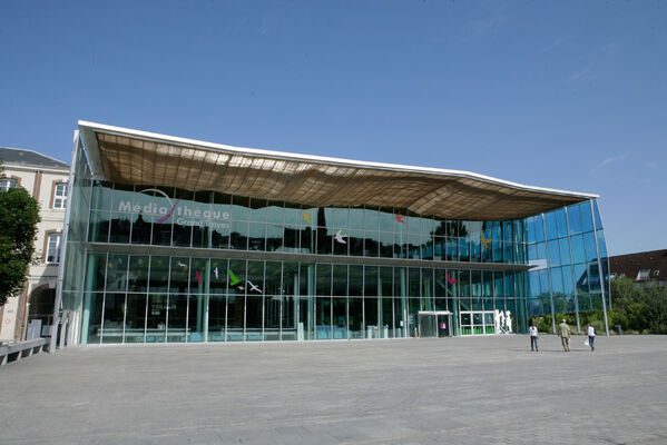 4254_158_Mediatheque-vue-exterieure.jpg
