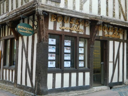 Boussac immobilier.JPG