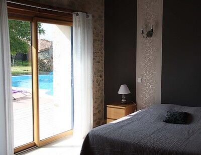 breuil-chaussée-les-pierres-dantan-chambre-grise2-SIT.jpg