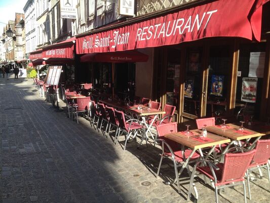 terrasse Champeaux 1.JPG