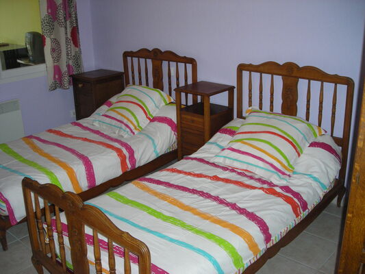 Chambre 1er étage.JPG